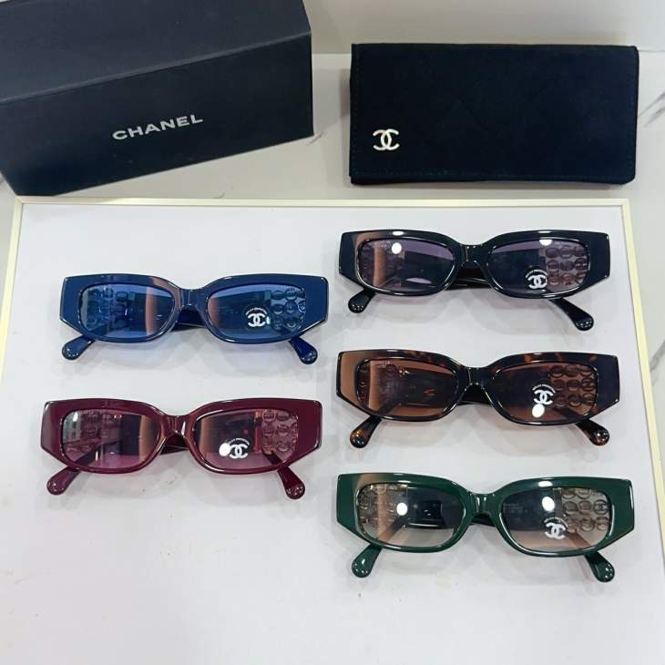Picture of Chanel Sunglasses _SKUfw76771359fw